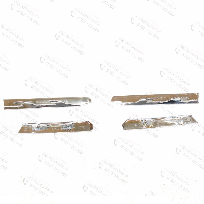 Ornamente cromate  grila proiector R line Volkswagen Passat CC 2012-2017